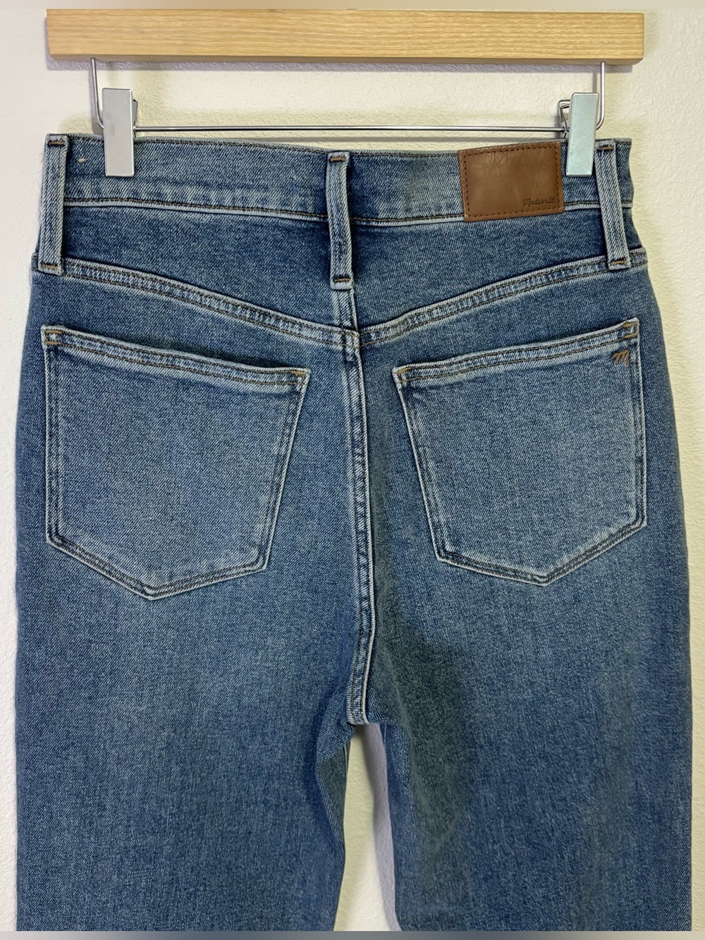Madewell The Mom Jean Size 27 Tall Super High Waisted Raw Hem - Picture 3 of 14